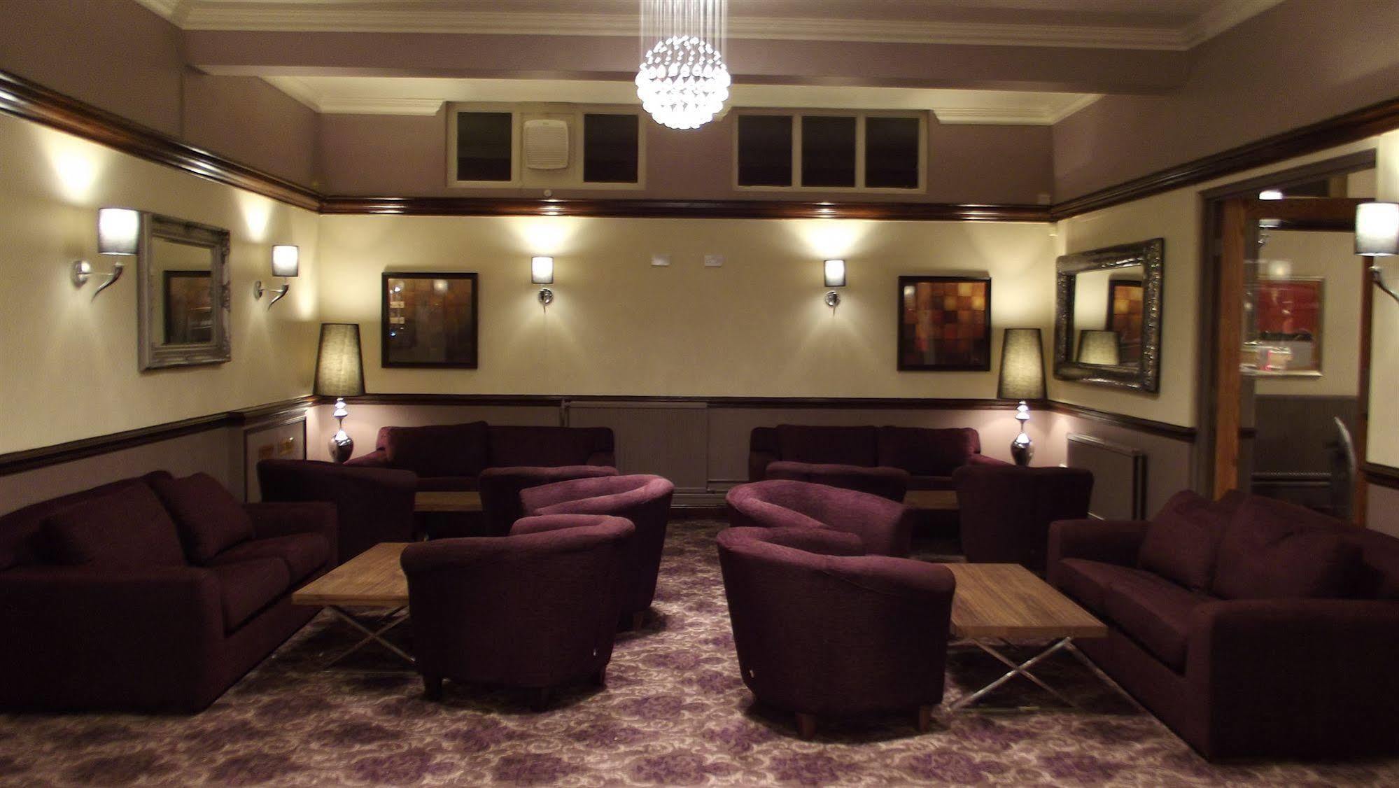 The Raven Hotel Corby Exteriör bild