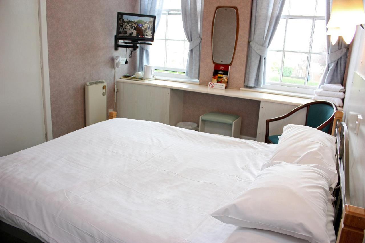The Raven Hotel Corby Rum bild